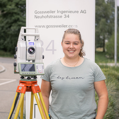 Sarah Schmid,  Geomatikerin EFZ Amtliche Vermessung