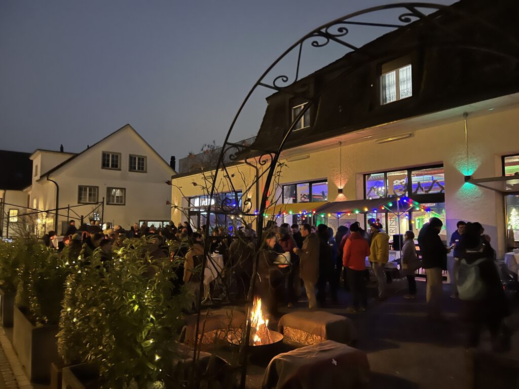 Weihnachtsapéro 2024 im alten Feuerwehrgebäude 8304 Wallisellen